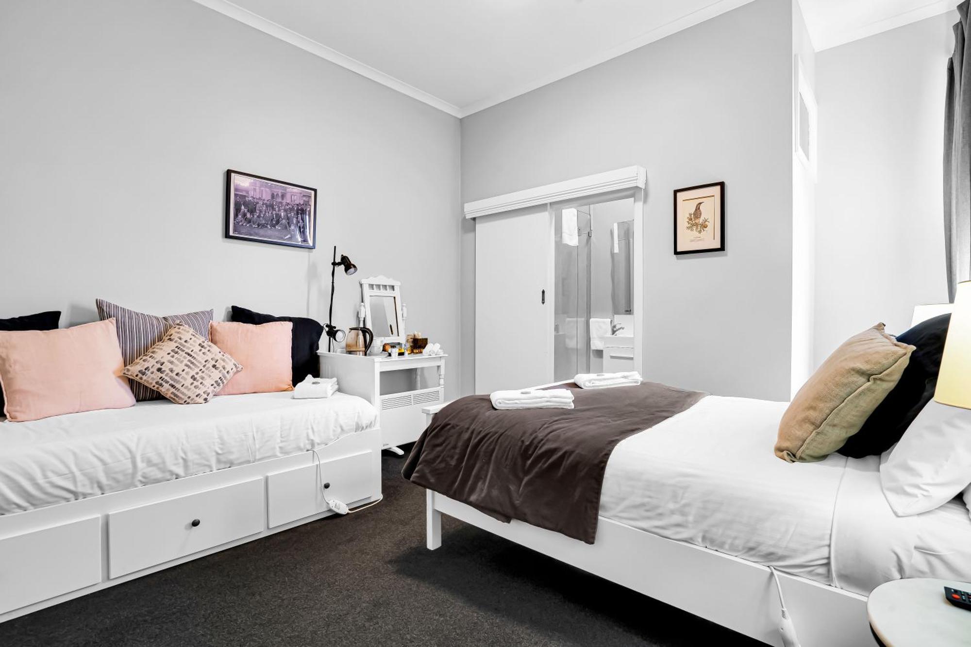 Bischoff Hotel Waratah Extérieur photo