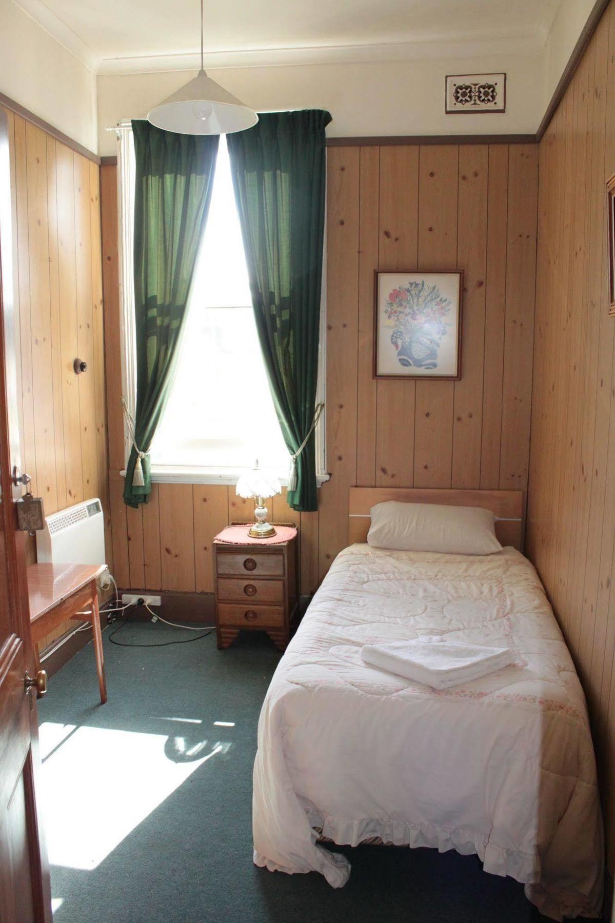 Bischoff Hotel Waratah Extérieur photo