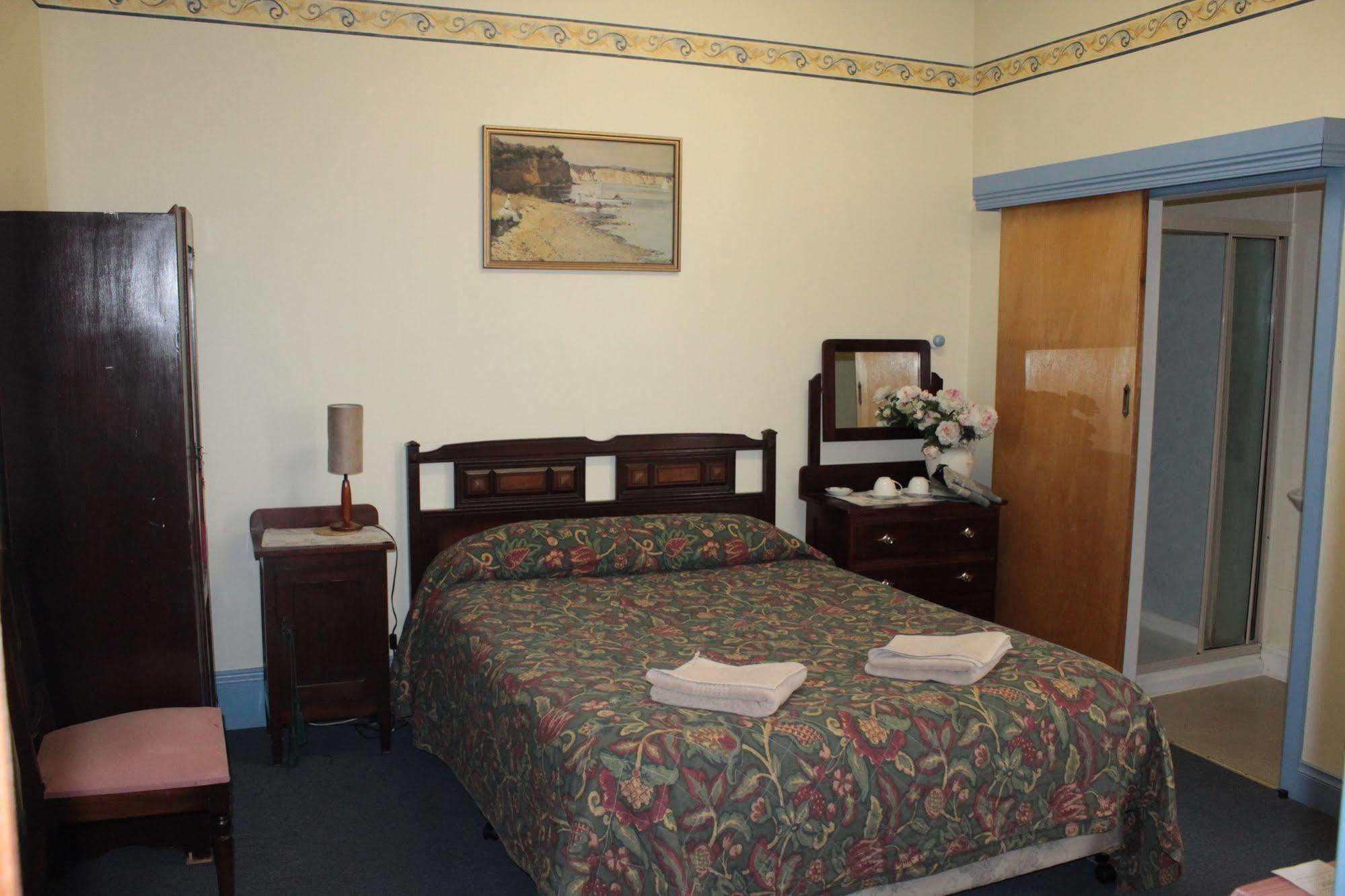 Bischoff Hotel Waratah Extérieur photo
